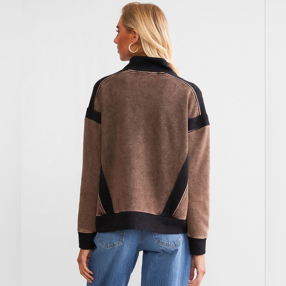 BKE Pieced Sweater Knit Pullover - Picture 3 of 10